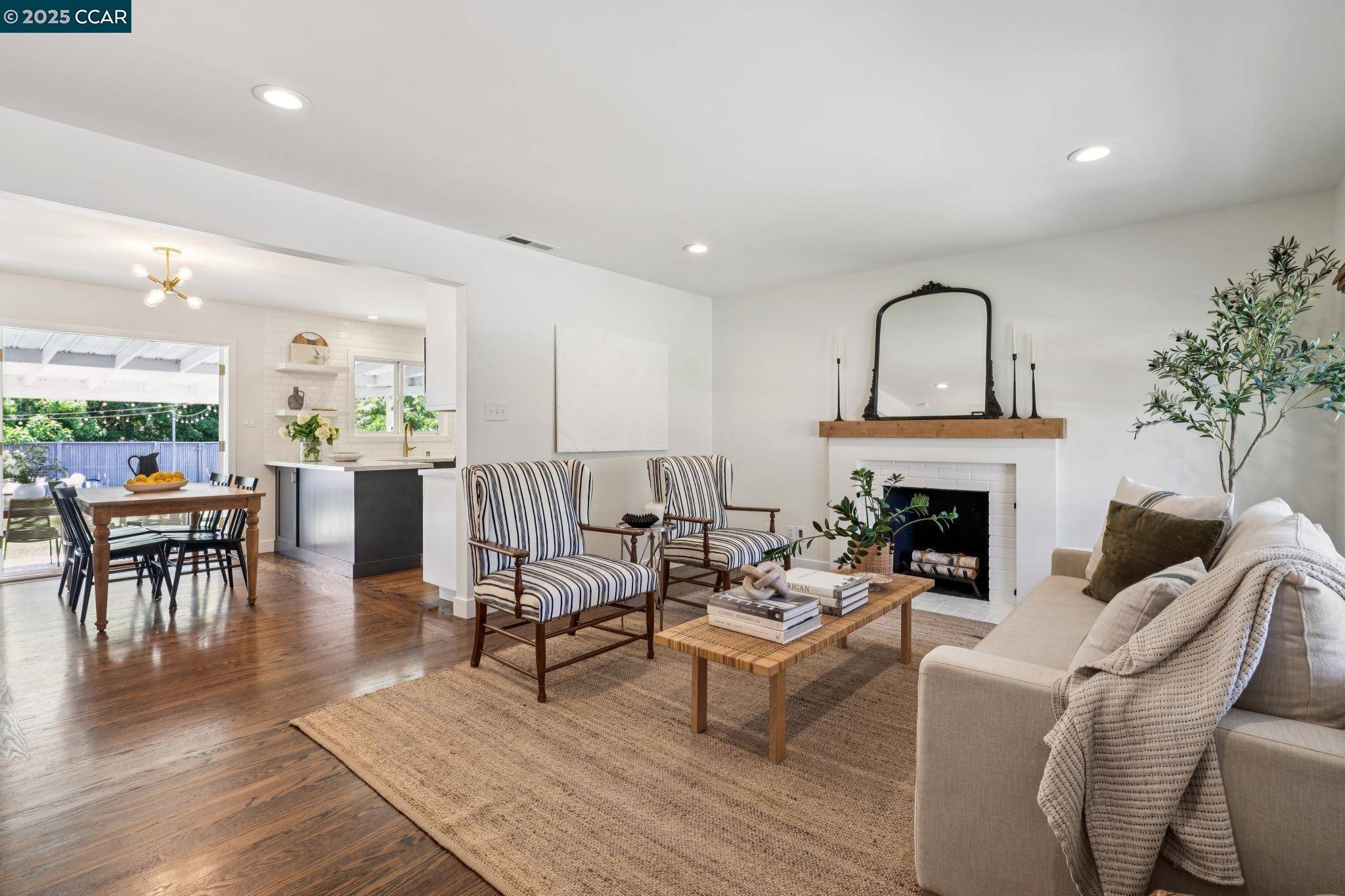 Pleasant Hill, CA 94523,528 Shelly Dr