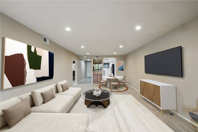 Signal Hill, CA 90755,2001 E 21st ST 235