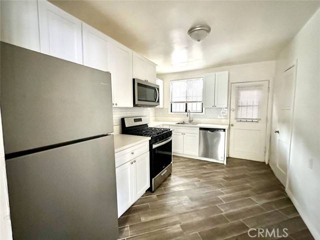 North Hollywood, CA 91601,5302 Colfax AVE
