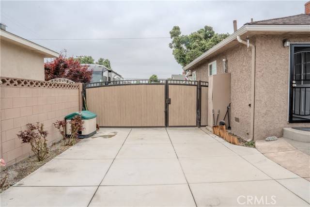Lakewood, CA 90713,6214 Hungerford ST