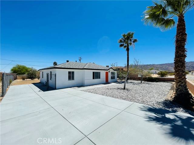 Twentynine Palms, CA 92277,5619 Daisy AVE