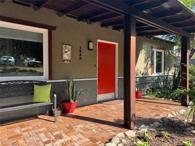 La Canada Flintridge, CA 91011,1622 Foothill BLD