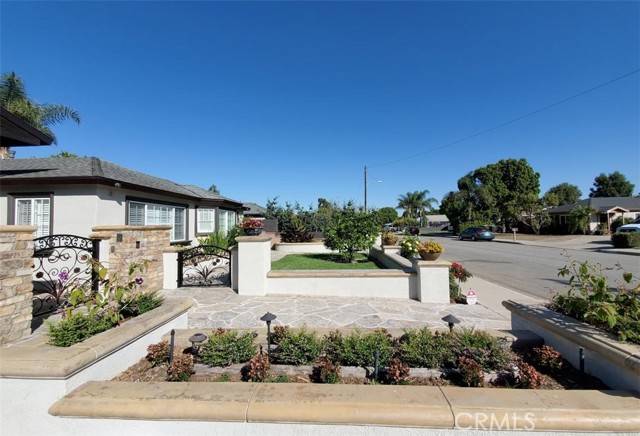 Costa Mesa, CA 92627,2099 Continental AVE