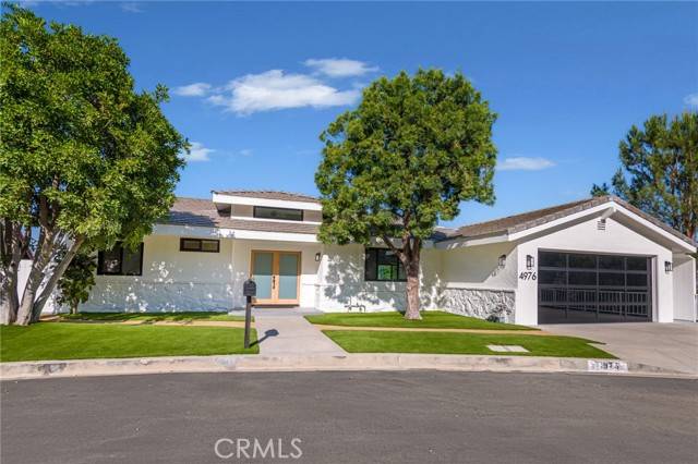 Woodland Hills, CA 91364,4976 Llano DR