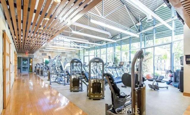 Irvine, CA 92612,2536 Nolita
