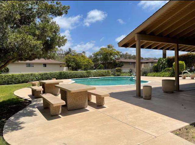 Santee, CA 92071,8962 Fletcher Valley Dr.