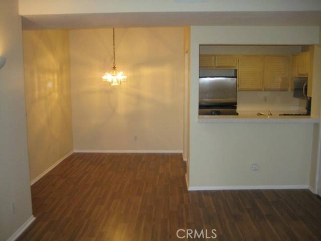 Valencia, CA 91355,24105 Del Monte DR 452