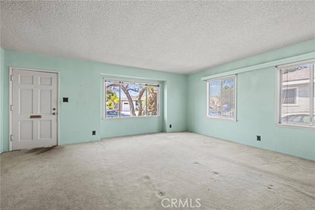 Hawthorne, CA 90250,5331 W 127th ST
