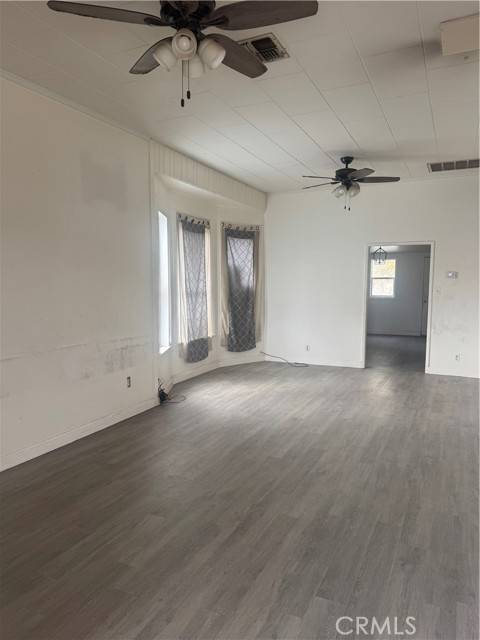 Needles, CA 92363,136 N K ST