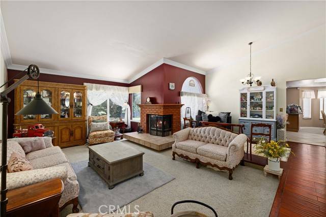 Palmdale, CA 93551,5647 Redwood Ave