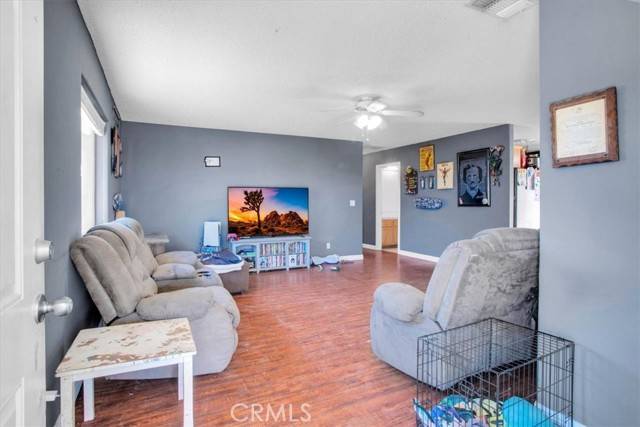 Twentynine Palms, CA 92277,5982 Morongo RD
