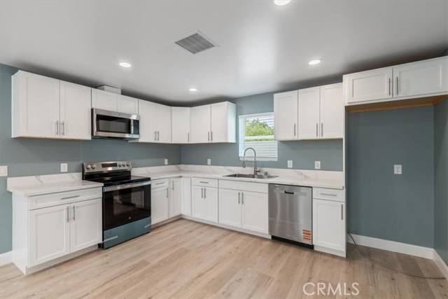 Sylmar, CA 91342,13027 N Herrick AVE