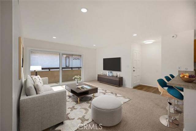 Santa Ana, CA 92704,2521 W Sunflower AVE R8