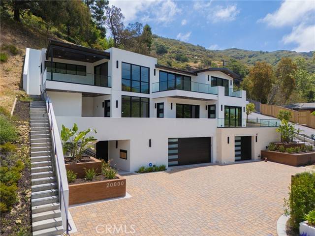 Laguna Beach, CA 92651,20000 Laguna Canyon RD A