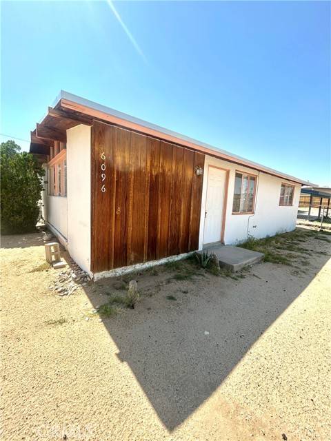 Twentynine Palms, CA 92277,6096 Cahuilla AVE