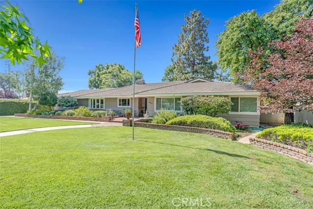Upland, CA 91786,252 W 15th ST