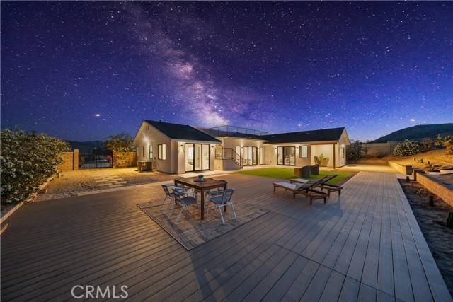 Joshua Tree, CA 92252,62290 Crestview DR