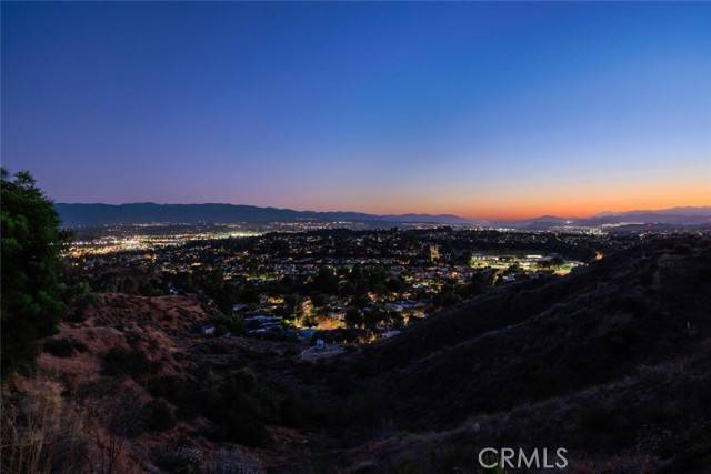 Saugus, CA 91350,27403 Garza DR