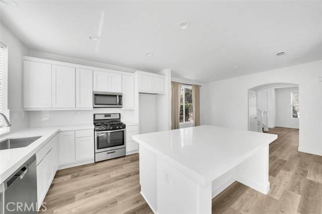 Irvine, CA 92618,24 Periwinkle