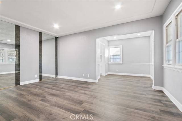 Inglewood, CA 90305,9630 S 8th AVE