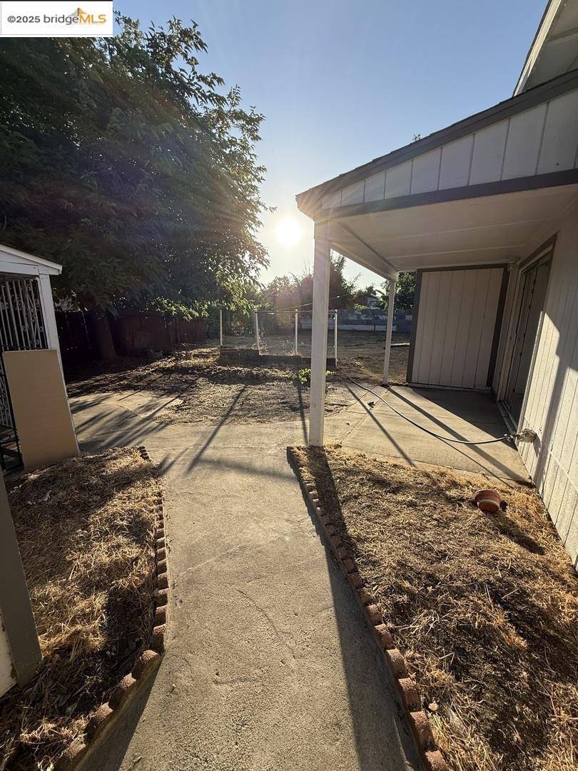 Sacramento, CA 95838,502 Macarthur ST