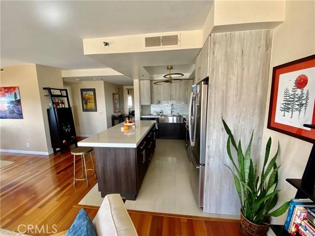 Long Beach, CA 90802,525 E Seaside WAY 1203