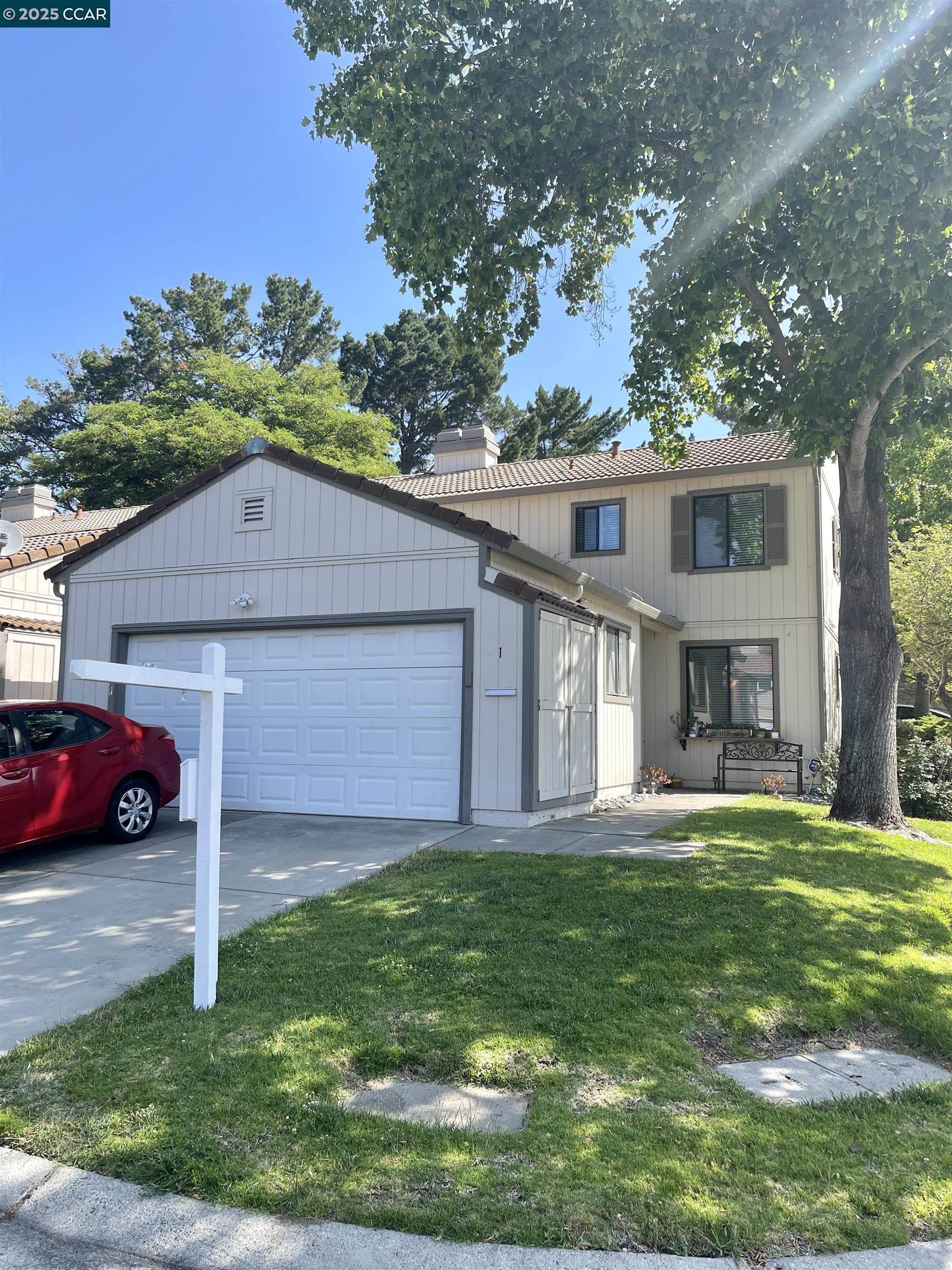 Hercules, CA 94547,1 Bluff Ct