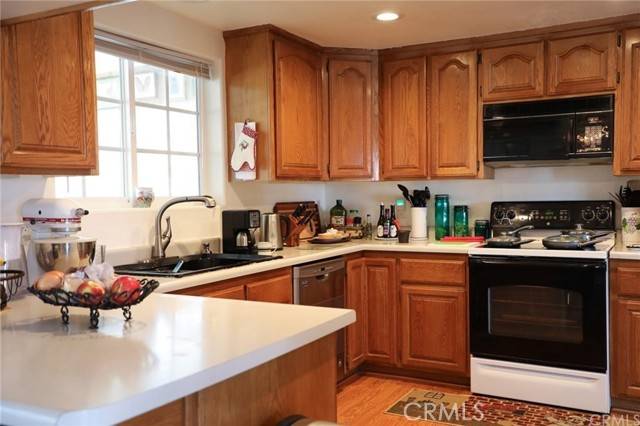 Joshua Tree, CA 92252,61849 Alta Mesa DR
