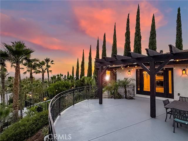 Thousand Oaks, CA 91362,567 Lone Oak DR