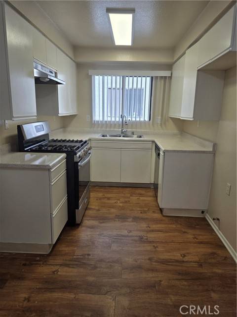 Glendale, CA 91202,618 W Dryden ST 103