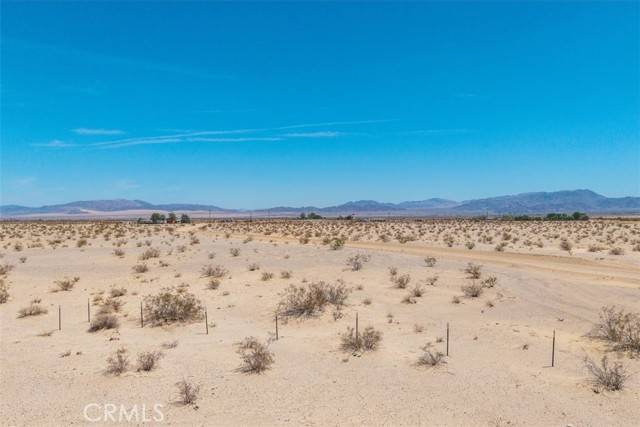 Twentynine Palms, CA 92277,82935 Maya Rada RD