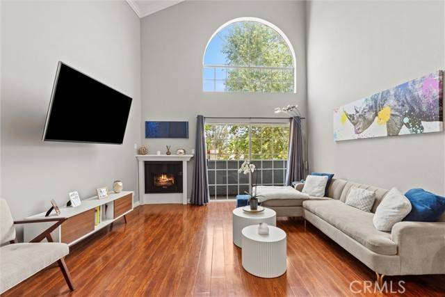 Studio City, CA 91604,4211 Arch DR 201