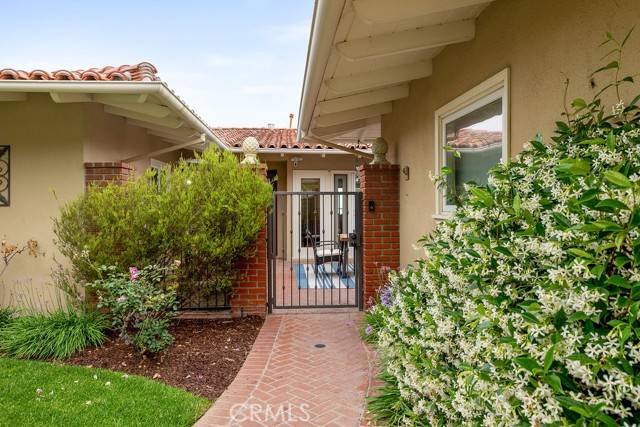 Palos Verdes Estates, CA 90274,1609 Via Montemar