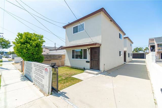 Lawndale, CA 90260,4729 W 152nd ST