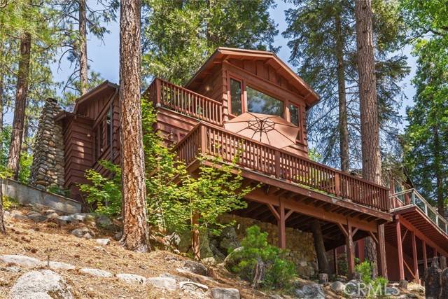 Wawona, CA 95389,2576 Chilnualna LN
