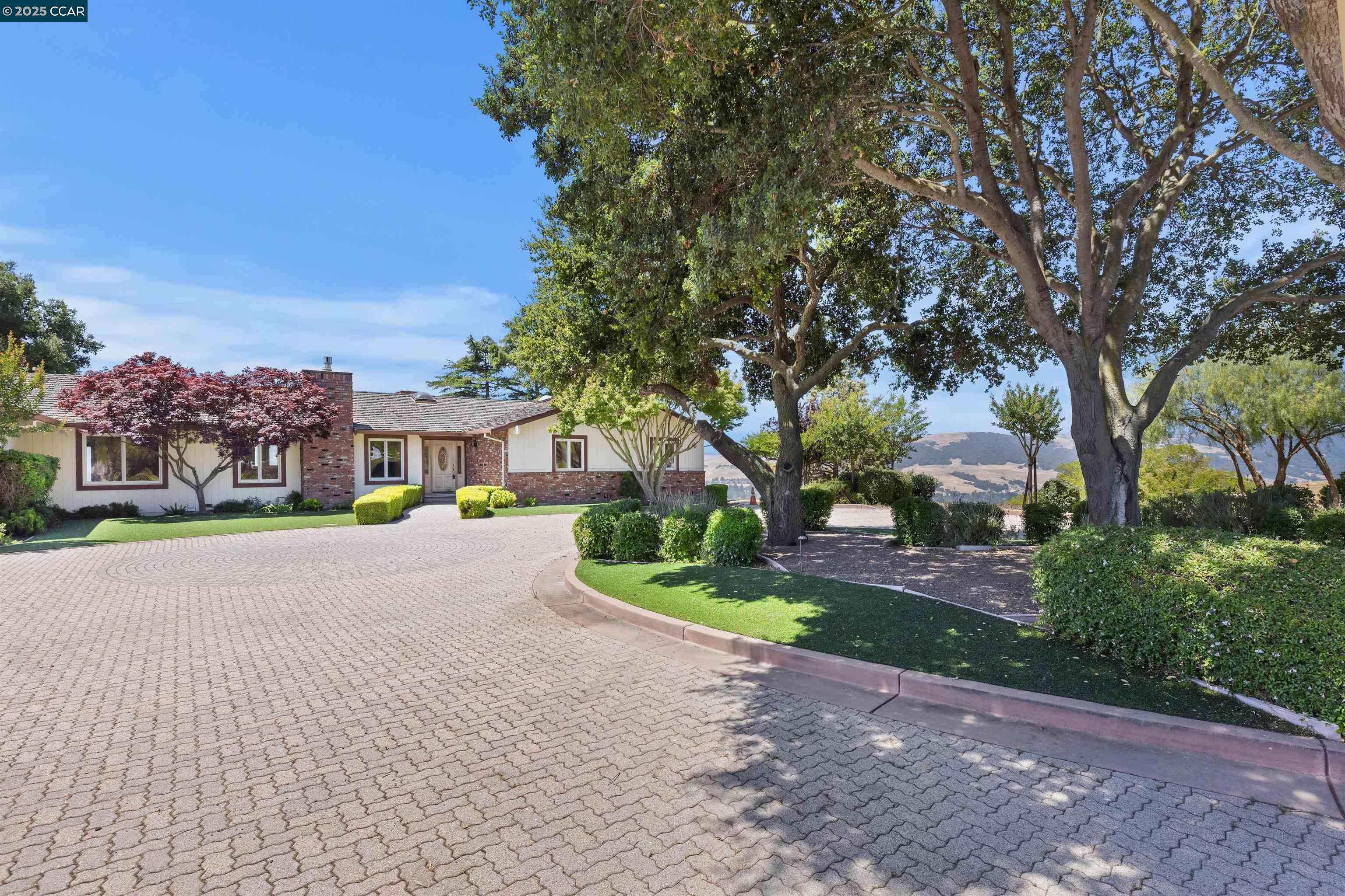 Danville, CA 94526-9999,70 Sherburne Hills RD