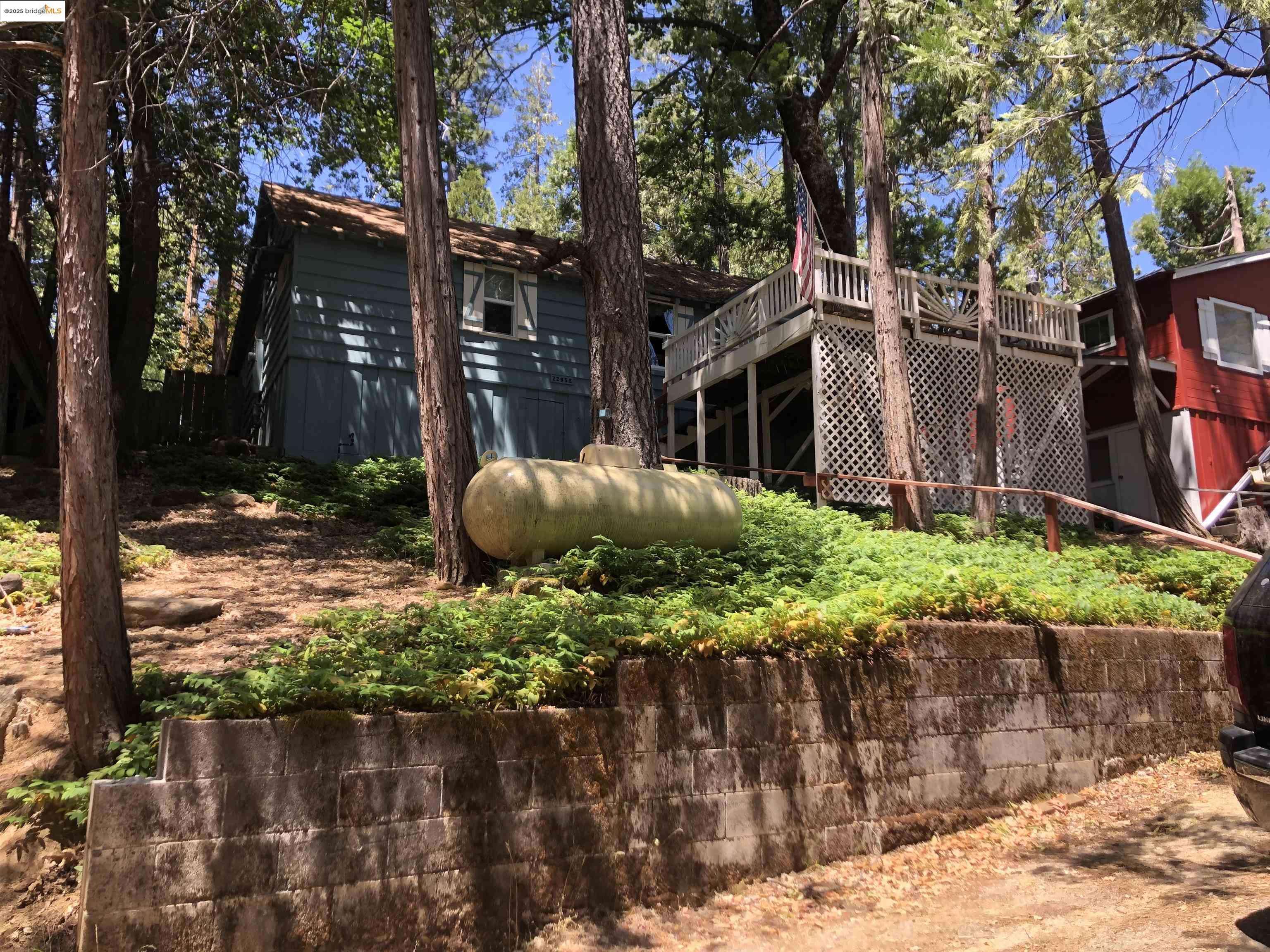 Twain Harte, CA 95383,22956 BLACK OAK DR.