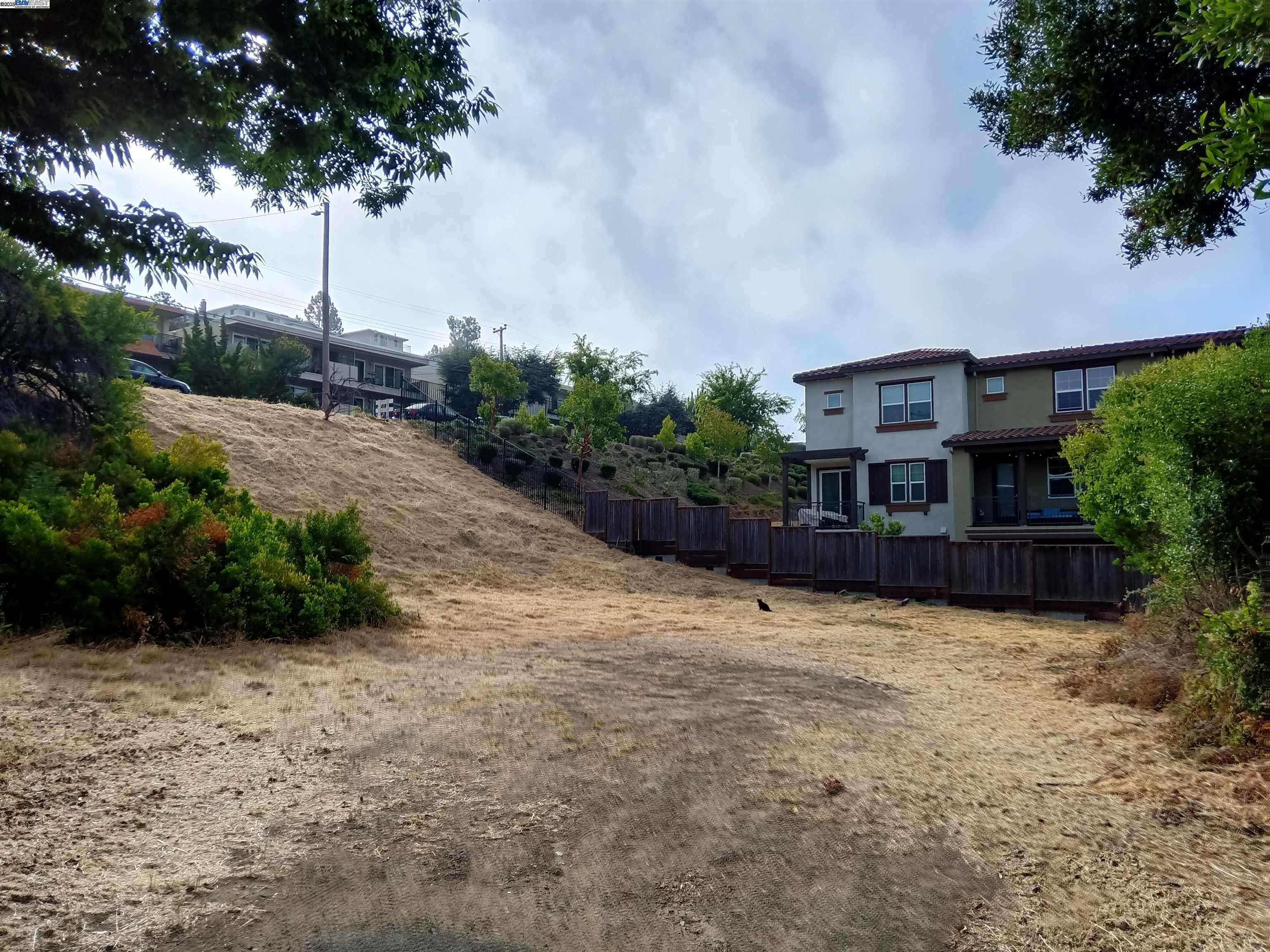 San Leandro, CA 94578,0 Lindview DR