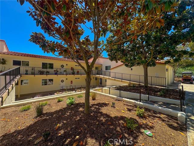 Laguna Woods, CA 92637,3327 Bahia Blanca C