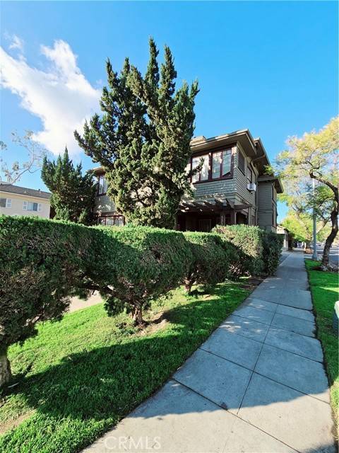 Pasadena, CA 91101,325 S. Los Robles