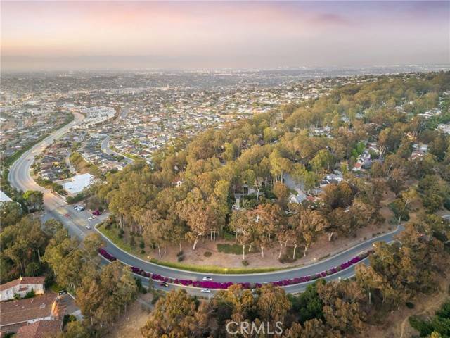 Palos Verdes Estates, CA 90274,105 Via Capay