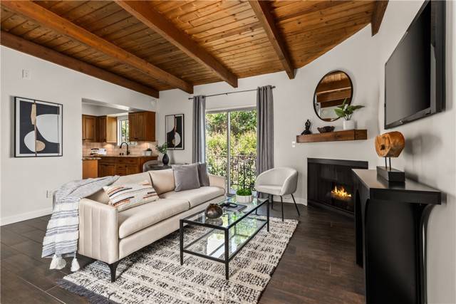 Studio City, CA 91604,4230 Whitsett AVE 6