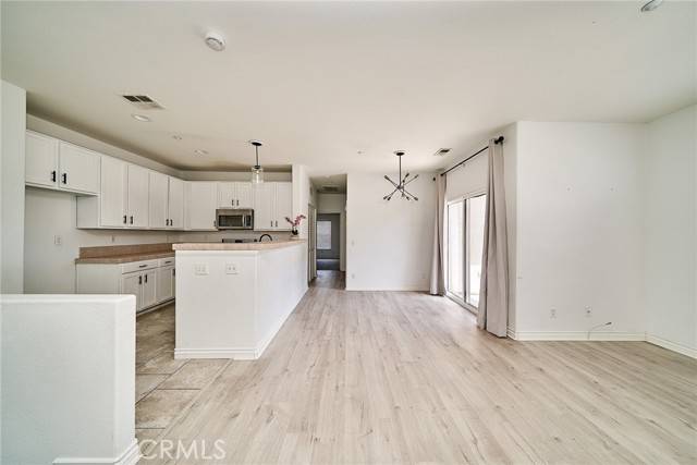 Rancho Cucamonga, CA 91730,7353 Ellena W#103