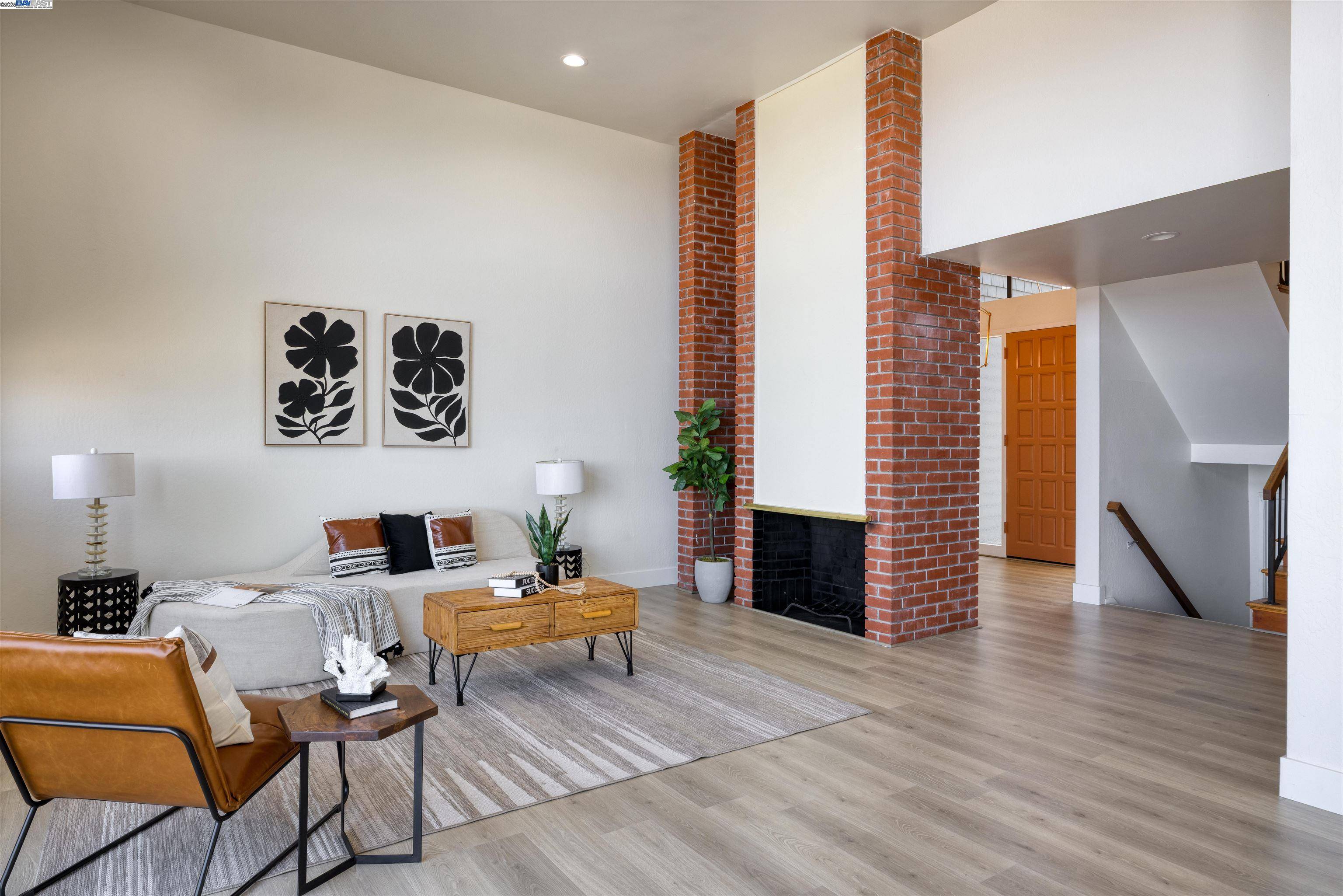 San Francisco, CA 94131,17 Ora WAY