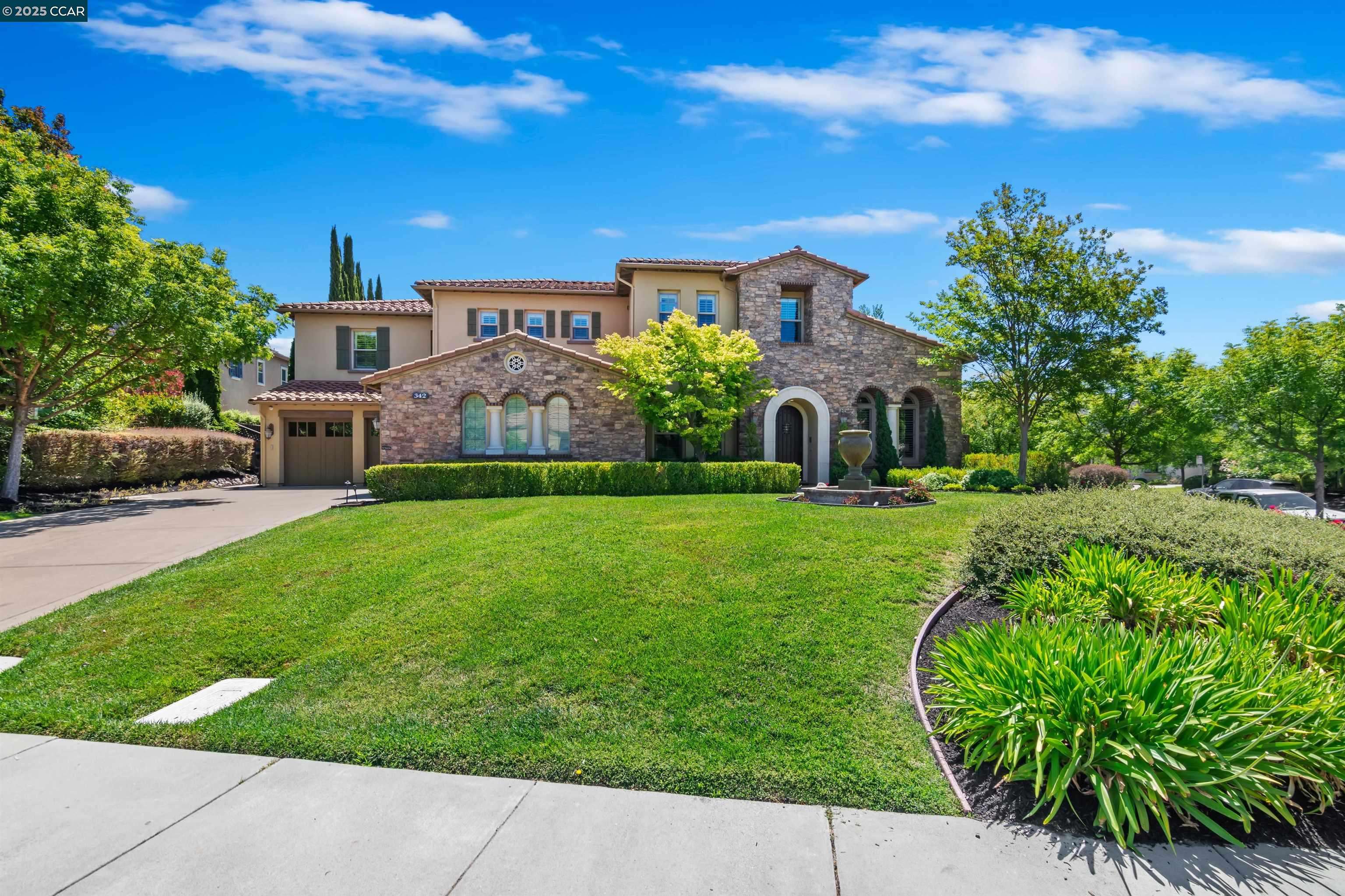 Alamo, CA 94507,342 Golden Grass Dr