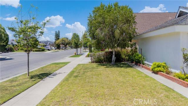 Los Alamitos, CA 90720,11752 Pine ST