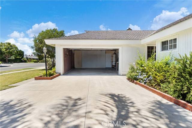 Los Alamitos, CA 90720,11752 Pine ST