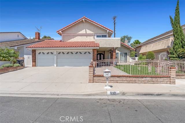 Montebello, CA 90640,932 Lexington AVE