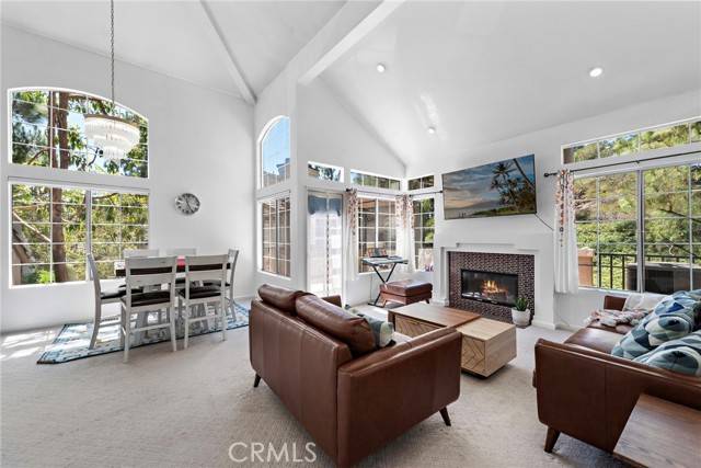Aliso Viejo, CA 92656,87 Montara DR