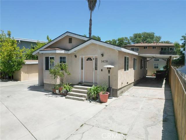 Los Angeles, CA 90065,3428 Fletcher DR